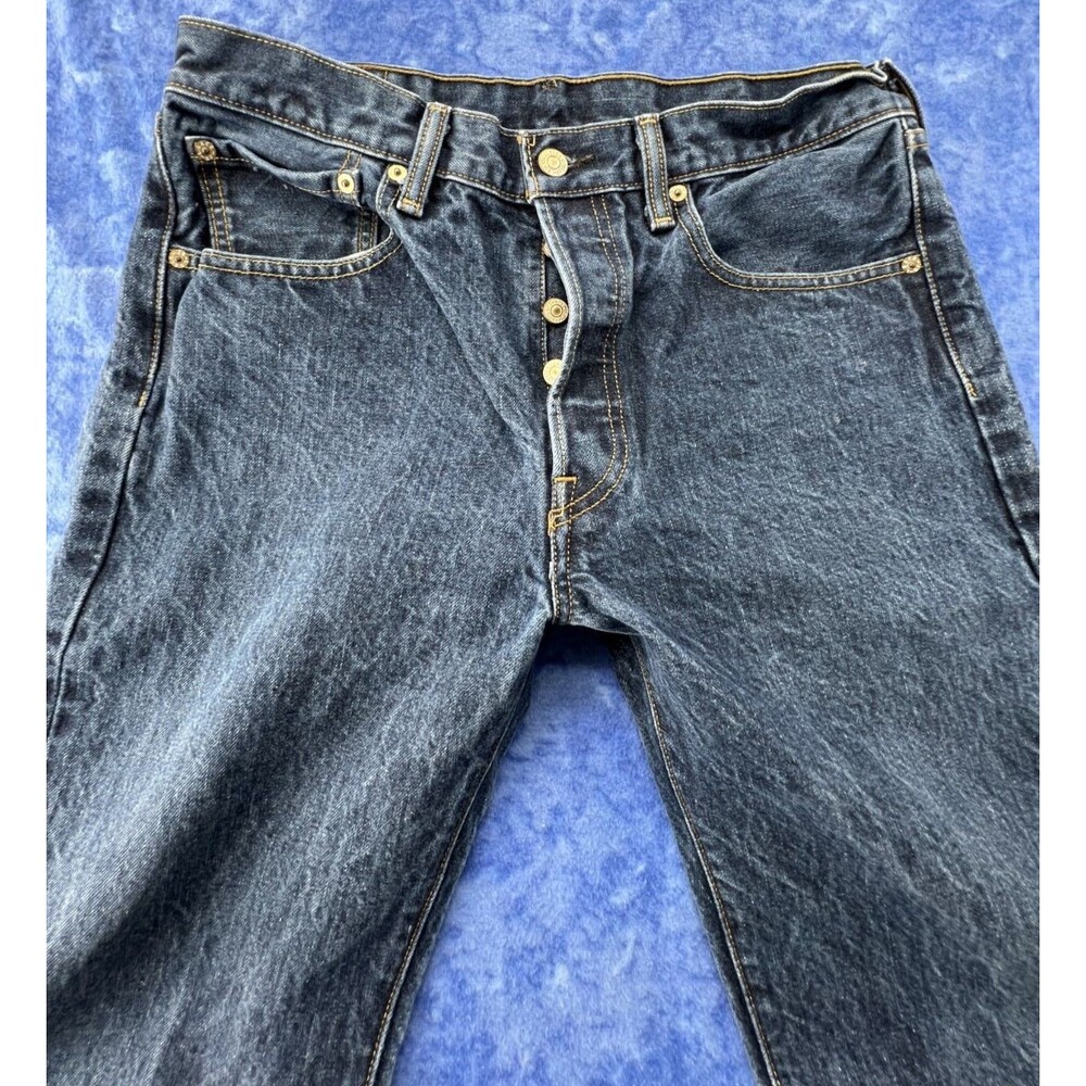 Levi 501 Men's Jeans Size 32x32 Blue Straight Denim Button Fly 100% Cotton - Picture 2 of 7